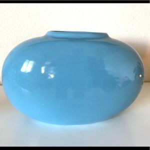 🚫SOLD🚫 Baby Blue Haeger-style vintage oval vase